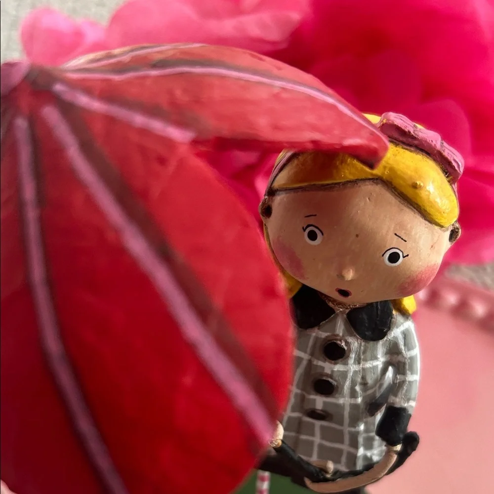 Lori Mitchell Charming Girl Figurine with Red Umbrella - Picture 4 of 4